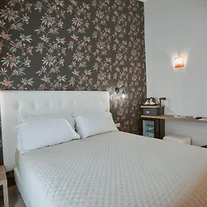 Castrichella Boutique Rome Airport Отель