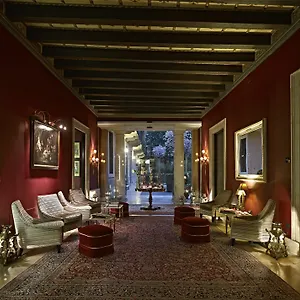 https://the-gentleman-of-verona.hotelinveneto.com