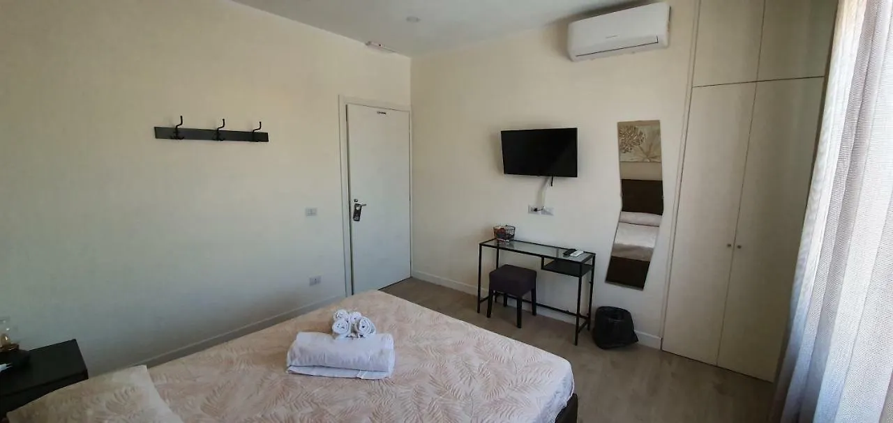 Little Rose Guest House Fiumicino